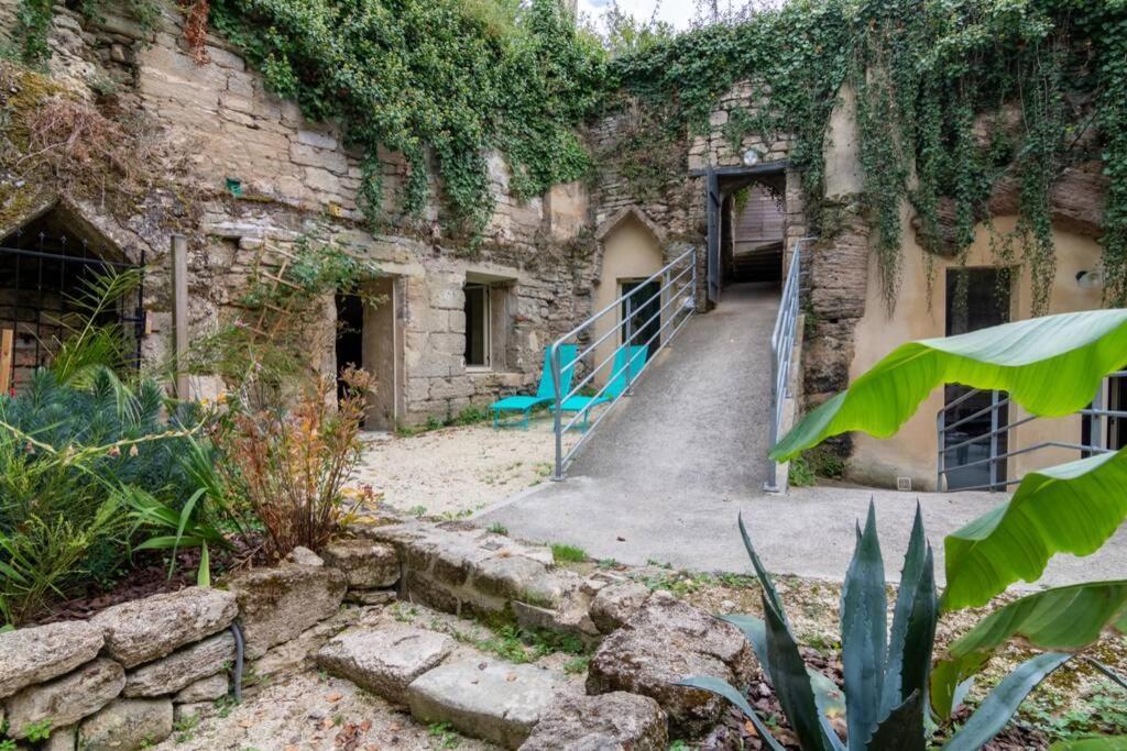 Maison Troglodytique Doue La Fontaine Exterior foto