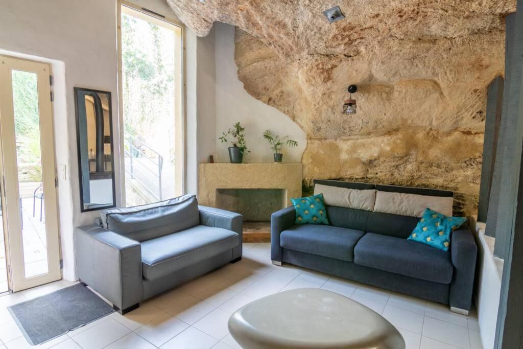 Maison Troglodytique Doue La Fontaine Exterior foto