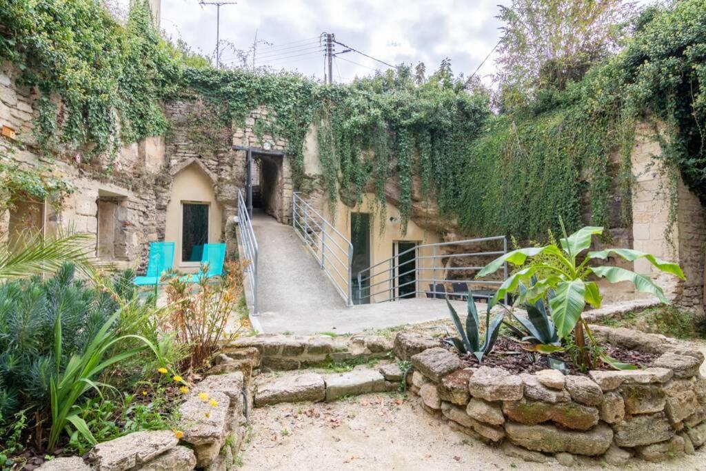 Maison Troglodytique Doue La Fontaine Exterior foto